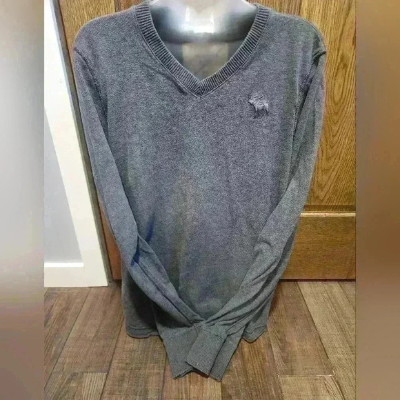 ABERCROMBIE & FITCH Muscle Fit V-Neck Sweater MEN XXL Gray 100% Cotton - Picture 1 of 6